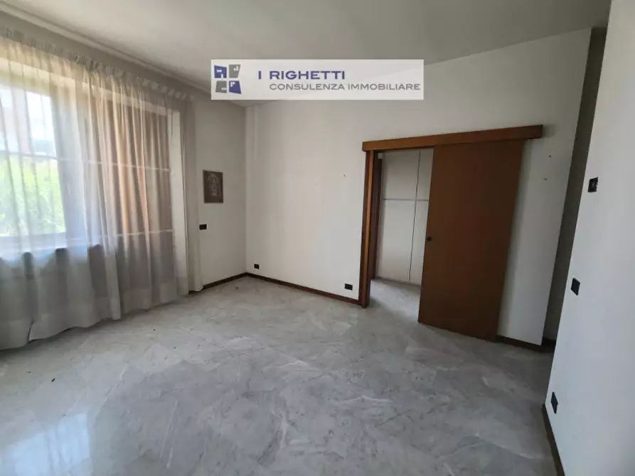 Immagine 4 di Villa in vendita  in Via Catania a Verona