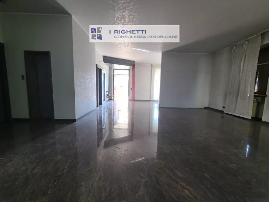 Immagine 9 di Villa in vendita  in Via Catania a Verona