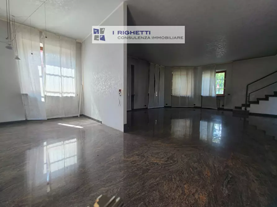 Immagine 10 di Villa in vendita  in Via Catania a Verona