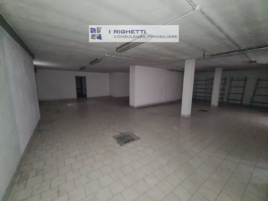 Immagine 14 di Villa in vendita  in Via Catania a Verona