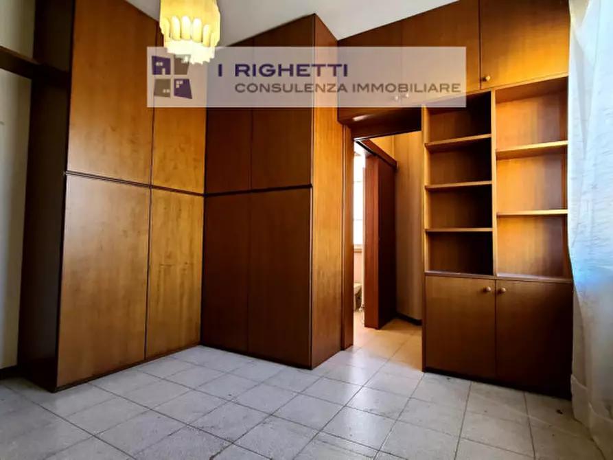 Immagine 38 di Villa in vendita  in Via Catania a Verona