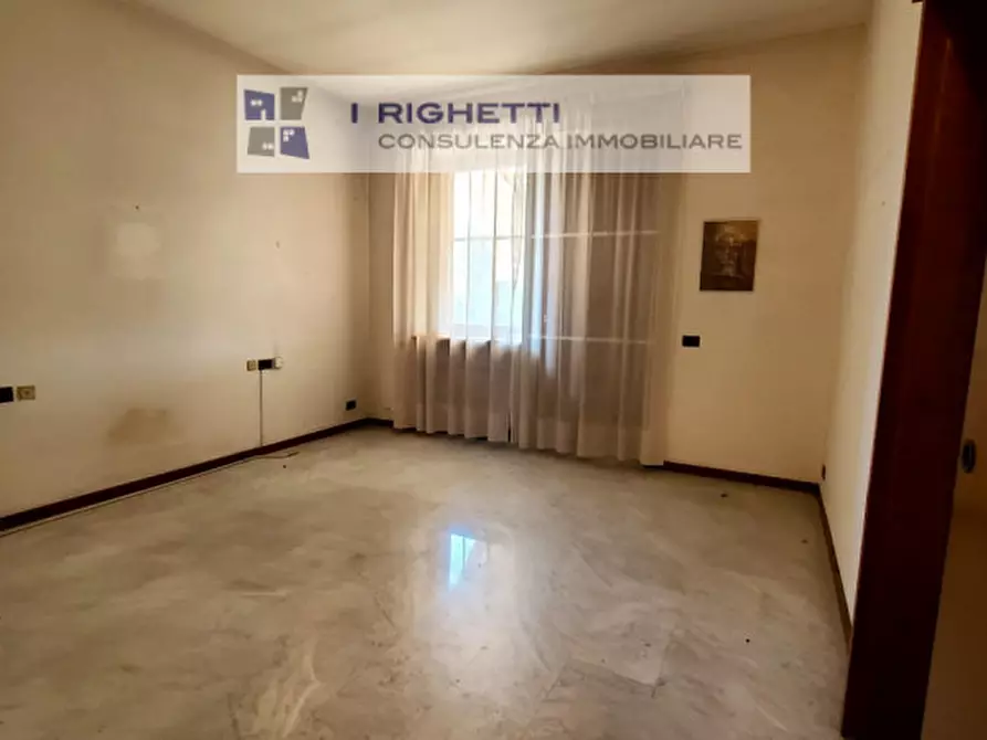 Immagine 40 di Villa in vendita  in Via Catania a Verona