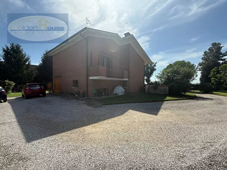 Immagine 4 di Villa in vendita  in Via Nazionale 95/1 a Argenta