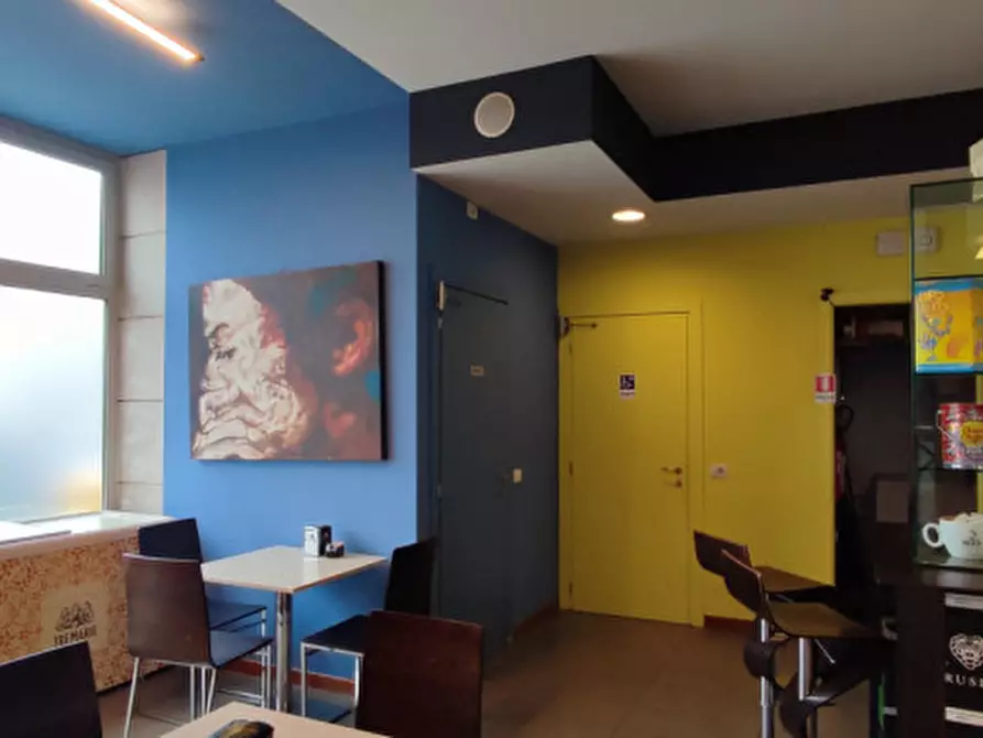 Immagine 5 di Attività commerciale in vendita  in piazza davide franceschetti 8 a Istrana