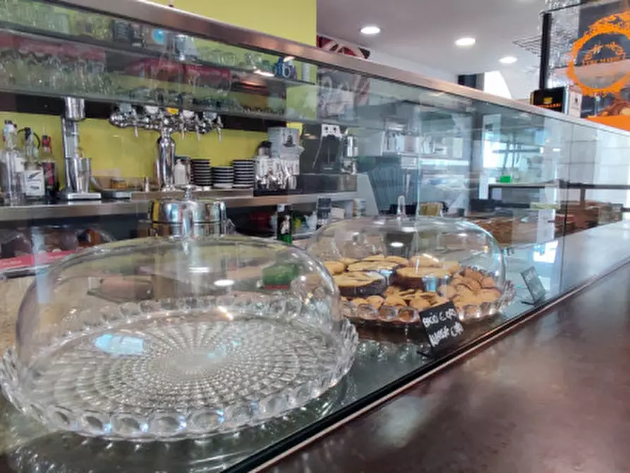 Immagine 11 di Attività commerciale in vendita  in piazza davide franceschetti 8 a Istrana