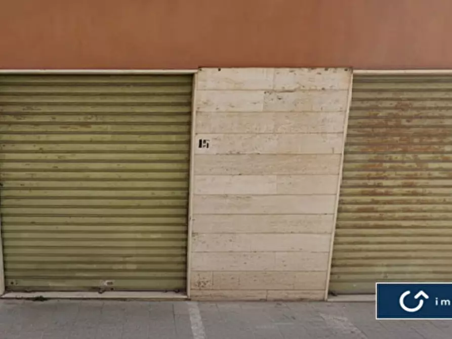Immagine 3 di Magazzino in vendita  in Via Fratelli Rosselli a Sassari
