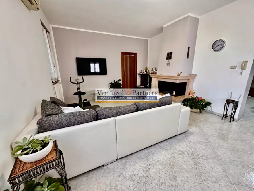 Immagine 3 di Appartamento in vendita  in Via Floriano Ferramola a Bedizzole