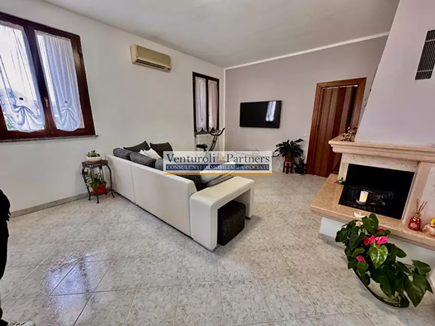 Immagine 4 di Appartamento in vendita  in Via Floriano Ferramola a Bedizzole