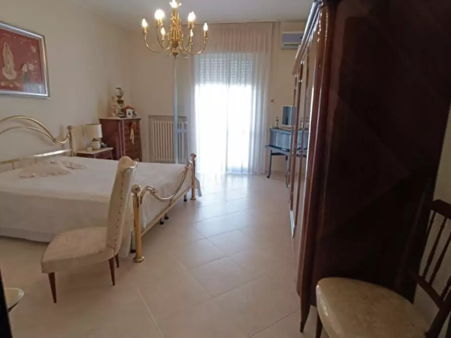 Immagine 10 di Casa indipendente in vendita  in VIALE PALMIRO TOGLIATTI, 26 a Andria