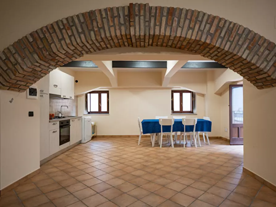 Immagine 5 di Appartamento in vendita  in Vico Generale Stefano Zirilli a Milazzo