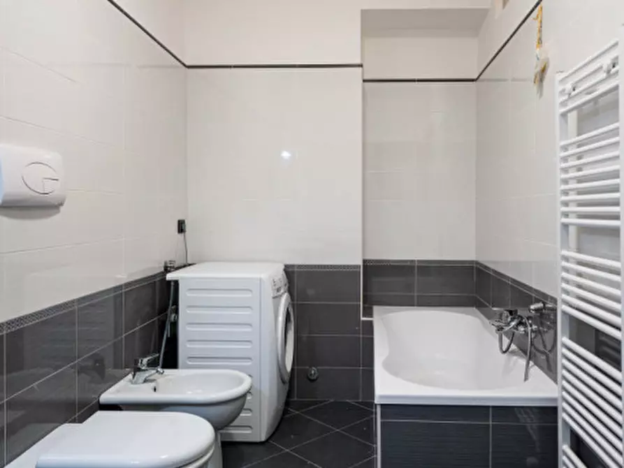 Immagine 16 di Appartamento in vendita  in Vico Generale Stefano Zirilli a Milazzo