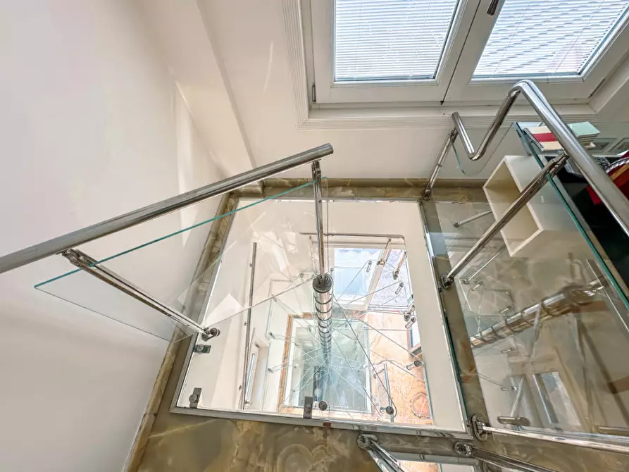 Immagine 24 di Villa in vendita  in via ing. mario saini 15 a Meina