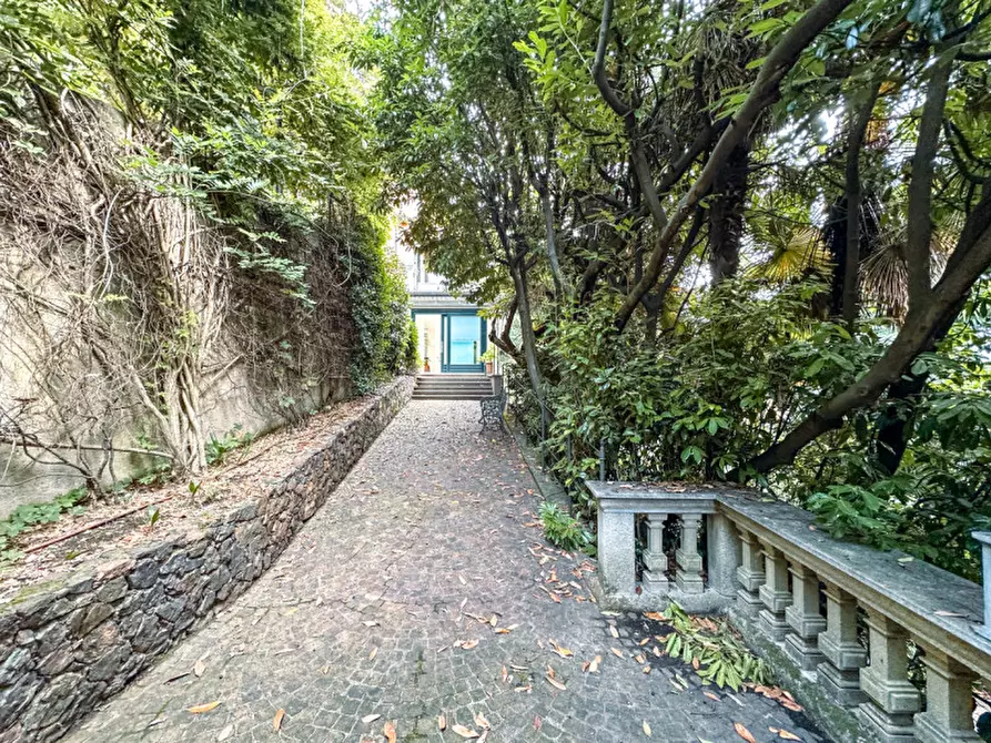 Immagine 38 di Villa in vendita  in via ing. mario saini 15 a Meina