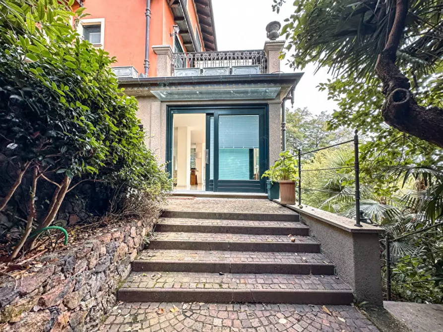 Immagine 41 di Villa in vendita  in via ing. mario saini 15 a Meina