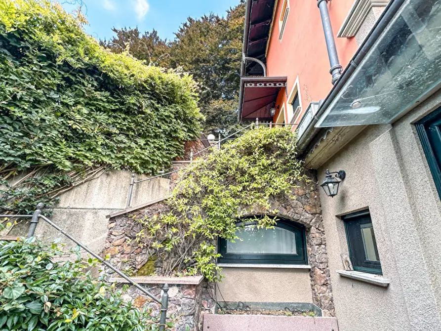 Immagine 44 di Villa in vendita  in via ing. mario saini 15 a Meina