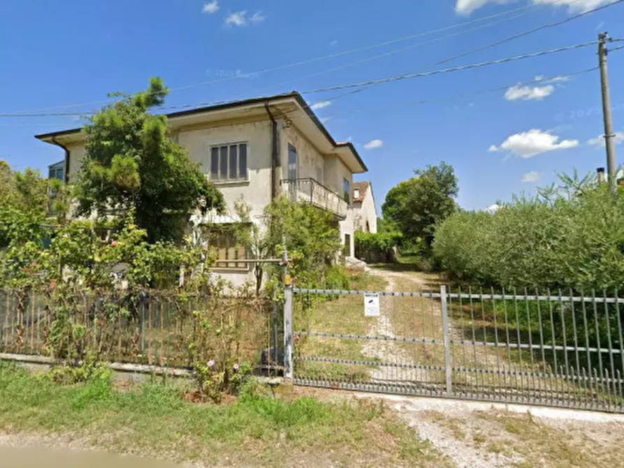 Immagine 1 di Casa indipendente in vendita  in Via Pilastro a Sossano