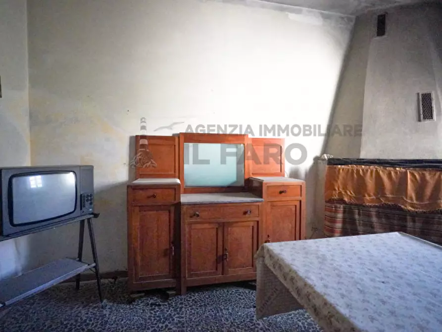 Immagine 12 di Villetta a schiera in vendita  in via Guerrazzi n. 7 a La Maddalena