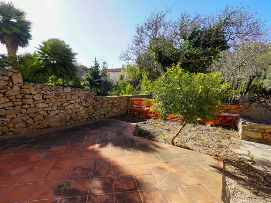 Immagine 14 di Villetta a schiera in vendita  in via Guerrazzi n. 7 a La Maddalena