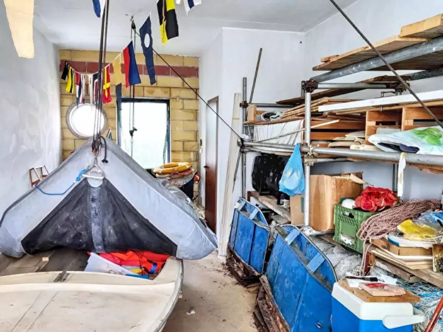 Immagine 6 di Magazzino in vendita  in Viale Europa, 55049 Viareggio LU, Italia a Viareggio