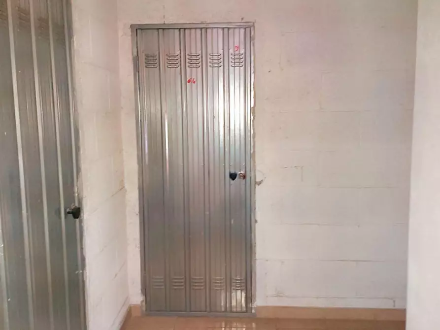 Immagine 11 di Cantina in vendita  in Via A. Manzoni, 13, 00034 Colleferro RM, Italia a Colleferro