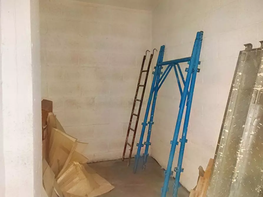 Immagine 15 di Cantina in vendita  in Via A. Manzoni, 13, 00034 Colleferro RM, Italia a Colleferro