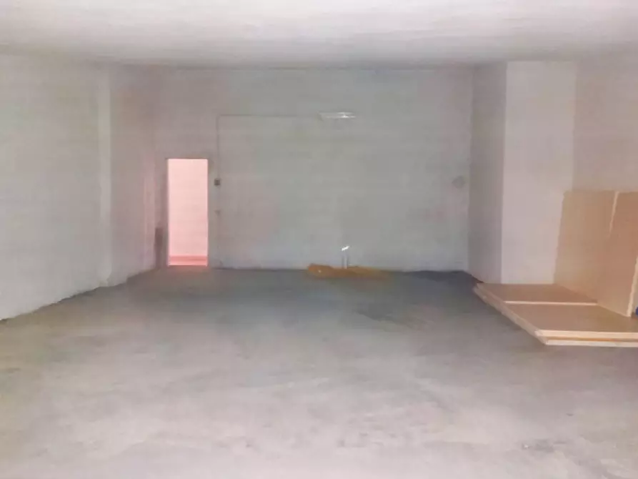 Immagine 19 di Cantina in vendita  in Via A. Manzoni, 13, 00034 Colleferro RM, Italia a Colleferro