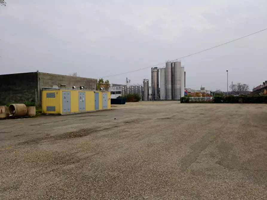 Immagine 5 di Capannone industriale in vendita  in Via XXV Aprile Ovest, Sant'Ilario d'Enza RE, Italia a Reggio Nell'emilia