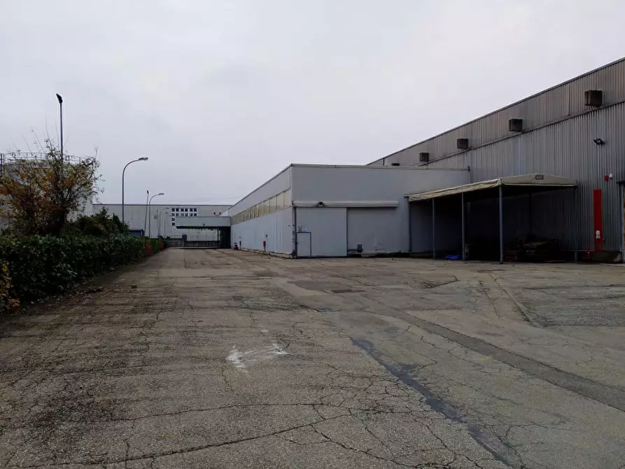 Immagine 8 di Capannone industriale in vendita  in Via XXV Aprile Ovest, Sant'Ilario d'Enza RE, Italia a Reggio Nell'emilia
