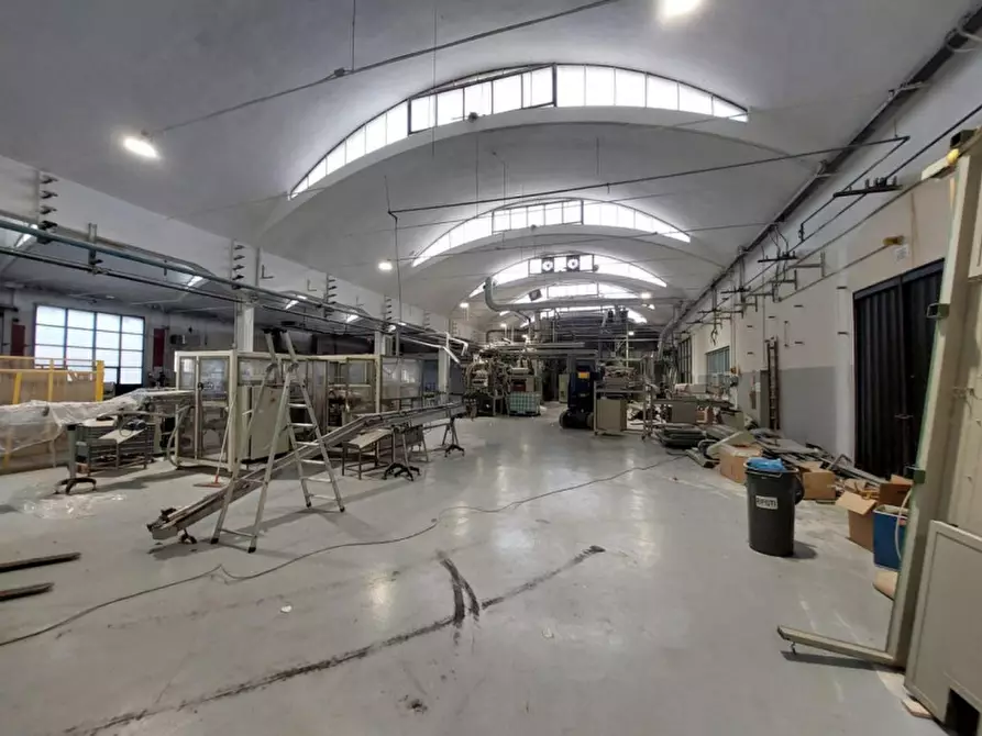 Immagine 23 di Capannone industriale in vendita  in Via XXV Aprile Ovest, Sant'Ilario d'Enza RE, Italia a Reggio Nell'emilia