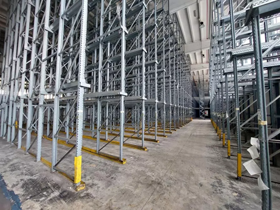 Immagine 26 di Capannone industriale in vendita  in Via XXV Aprile Ovest, Sant'Ilario d'Enza RE, Italia a Reggio Nell'emilia