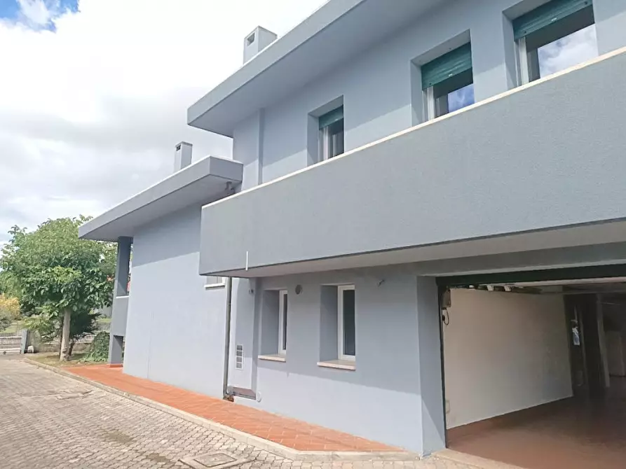 Immagine 4 di Villa in vendita  in VIA TOSCANA 7 a Stra