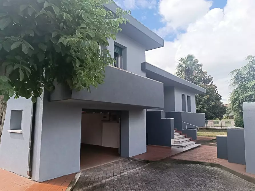Immagine 6 di Villa in vendita  in VIA TOSCANA 7 a Stra