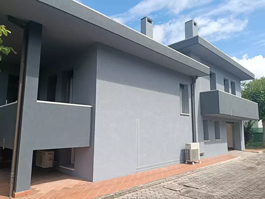 Immagine 12 di Villa in vendita  in VIA TOSCANA 7 a Stra