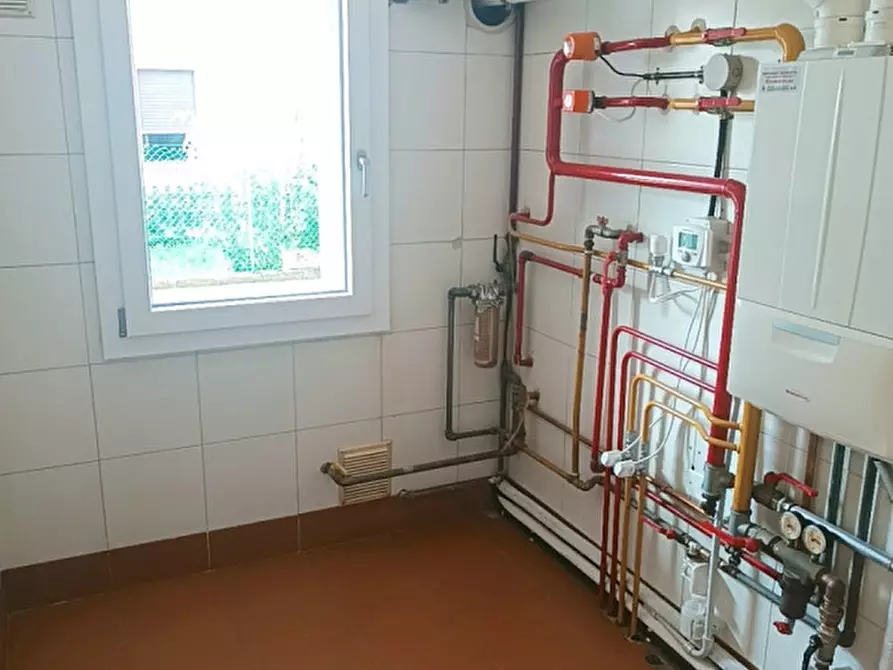 Immagine 26 di Villa in vendita  in VIA TOSCANA 7 a Stra