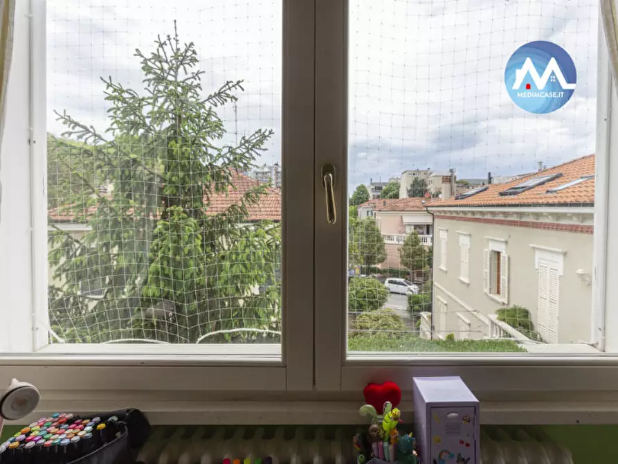 Immagine 10 di Appartamento in vendita  in Viale Giuliano Vanzolini a Pesaro