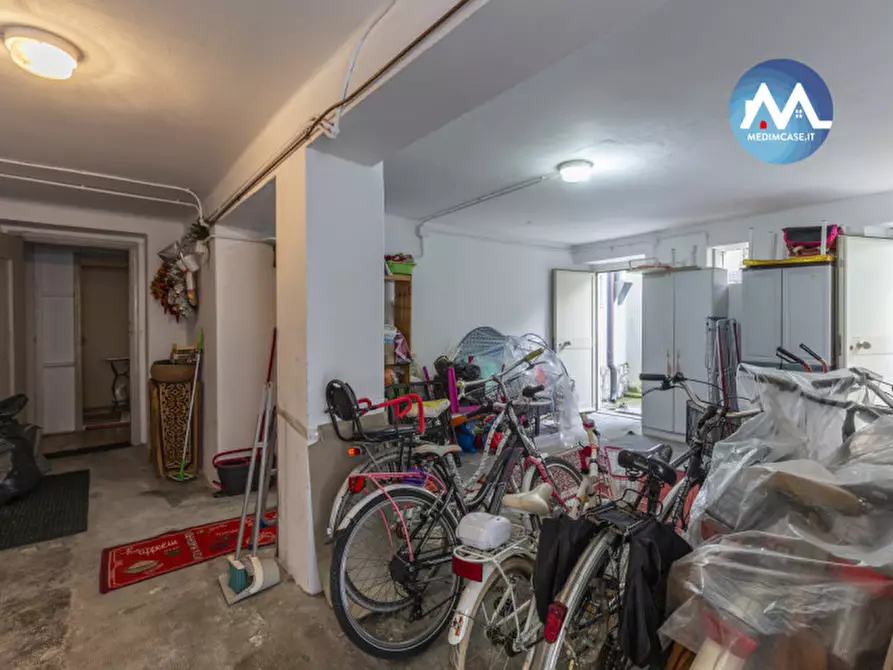 Immagine 19 di Appartamento in vendita  in Viale Giuliano Vanzolini a Pesaro