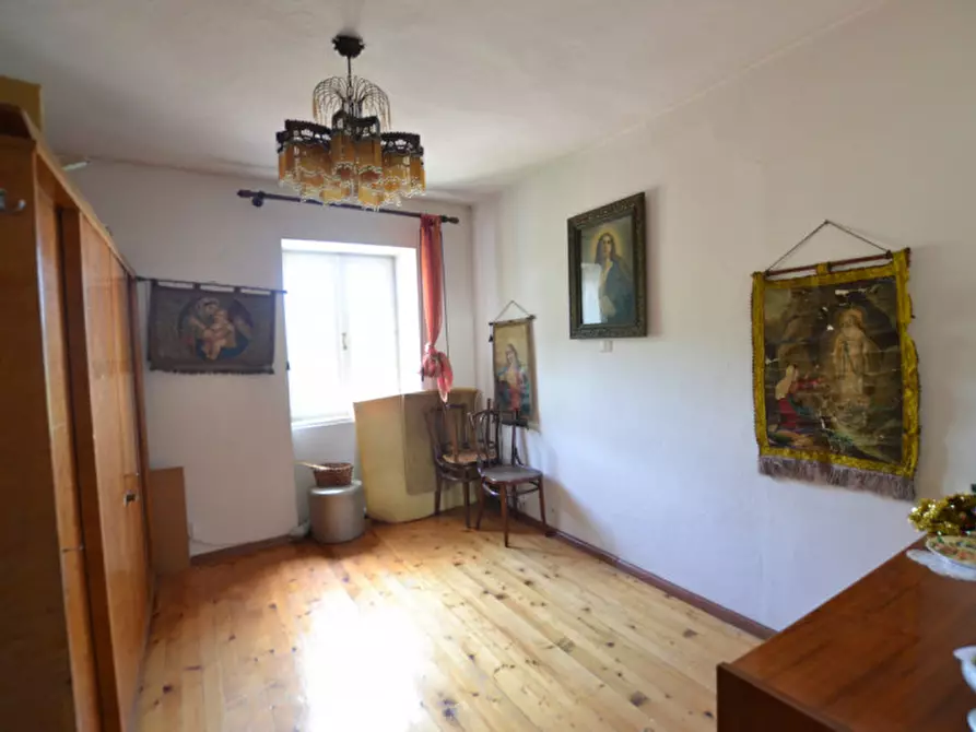 Immagine 8 di Villetta a schiera in vendita  in Romallo a Novella