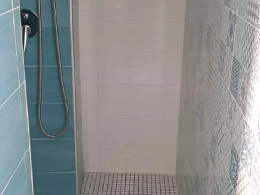 Immagine 11 di Appartamento in affitto  in via Pietro Trinchera a Napoli