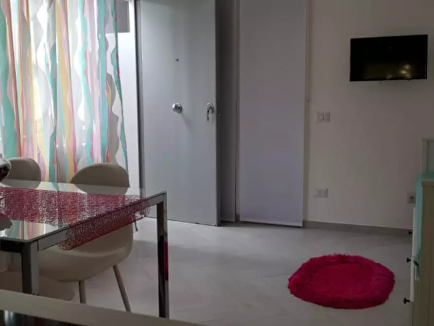 Immagine 15 di Appartamento in affitto  in via Pietro Trinchera a Napoli