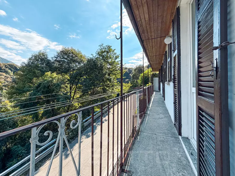 Immagine 25 di Casa bifamiliare in vendita  in Via Vallestrona 34 a Omegna