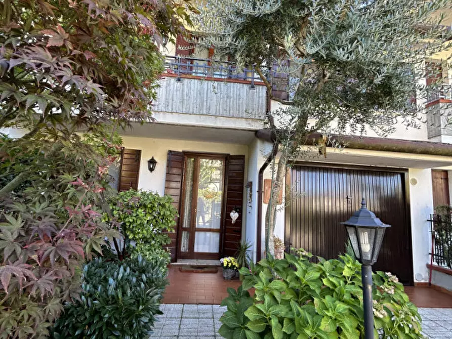 Immagine 2 di Villetta a schiera in vendita  in Via Bacchiglione a Noale