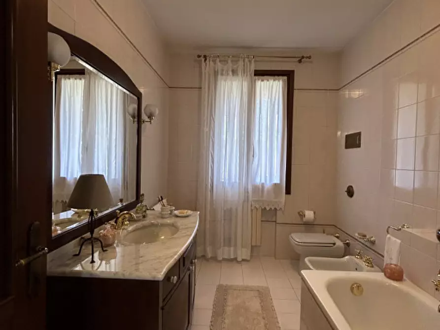 Immagine 37 di Villetta a schiera in vendita  in Via Bacchiglione a Noale