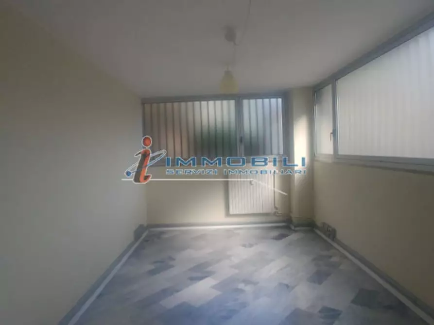 Immagine 5 di Ufficio in affitto  in PIAZZA CARBONARI a Milano