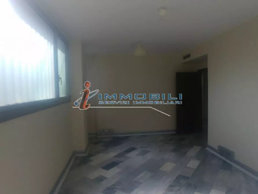 Immagine 6 di Ufficio in affitto  in PIAZZA CARBONARI a Milano