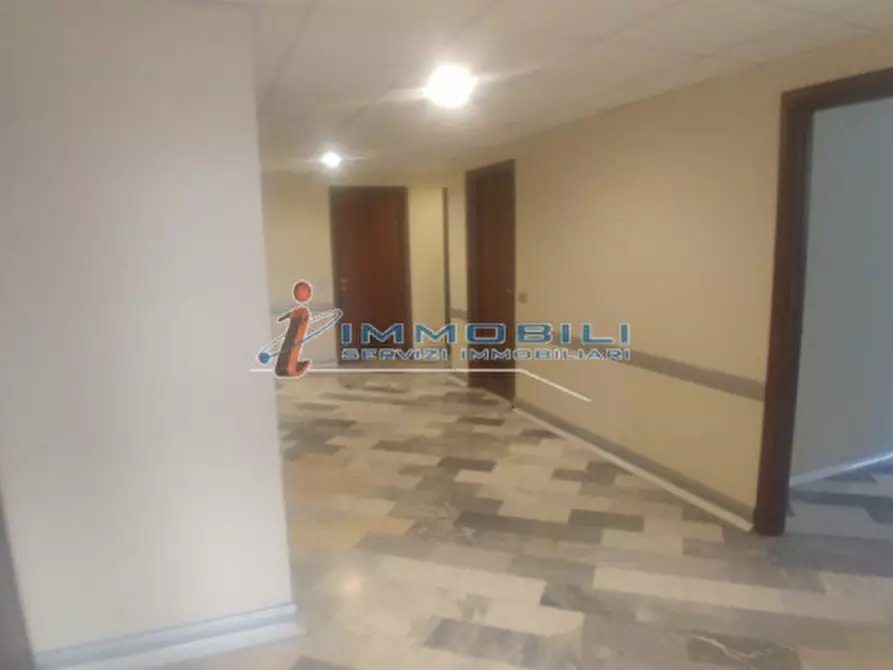 Immagine 7 di Ufficio in affitto  in PIAZZA CARBONARI a Milano