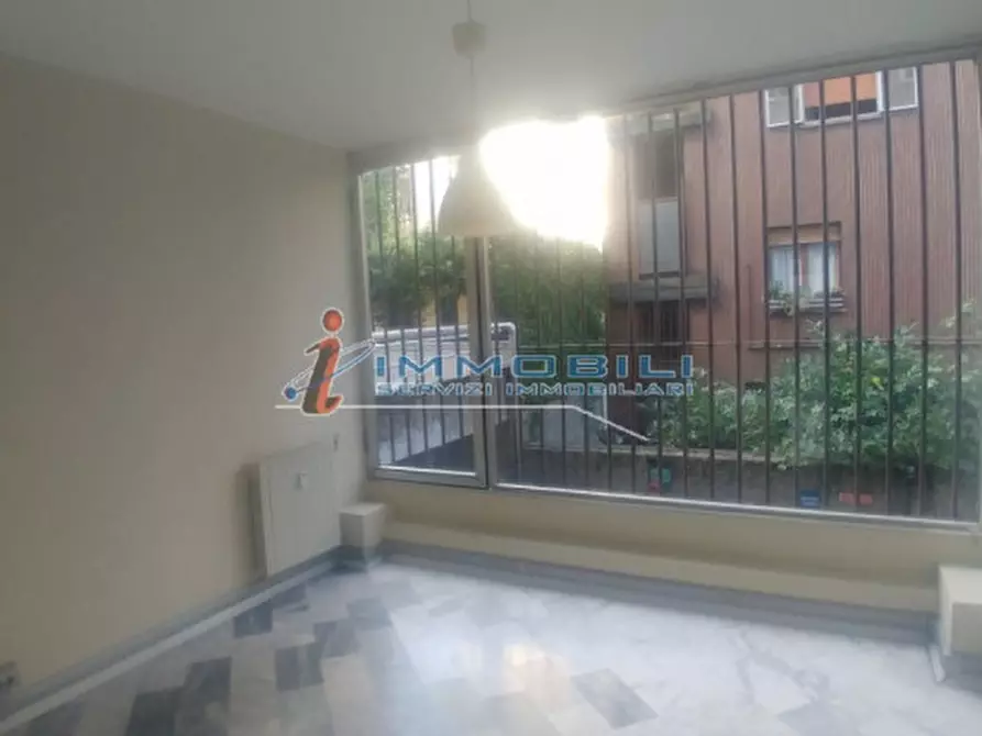 Immagine 9 di Ufficio in affitto  in PIAZZA CARBONARI a Milano