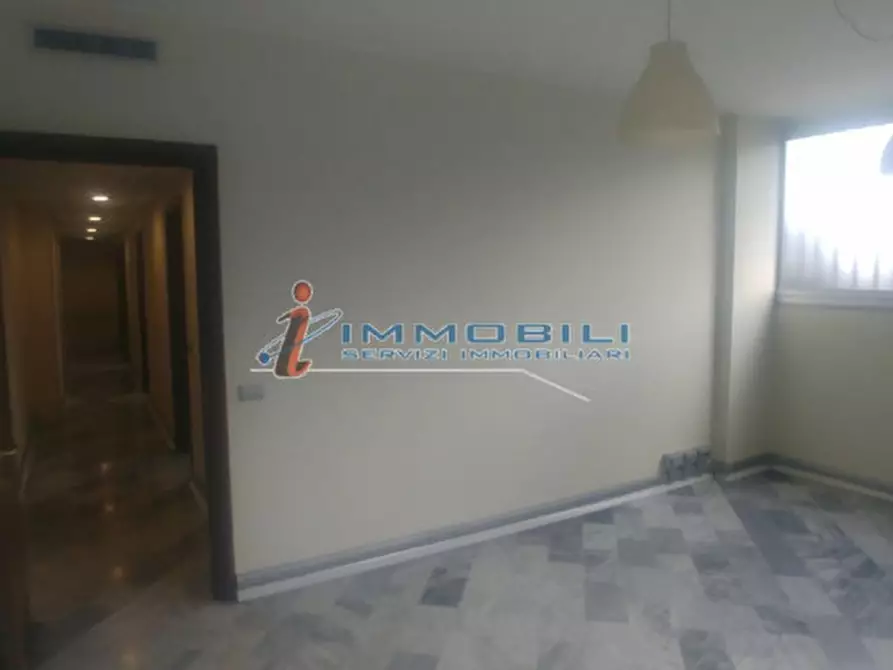 Immagine 12 di Ufficio in affitto  in PIAZZA CARBONARI a Milano