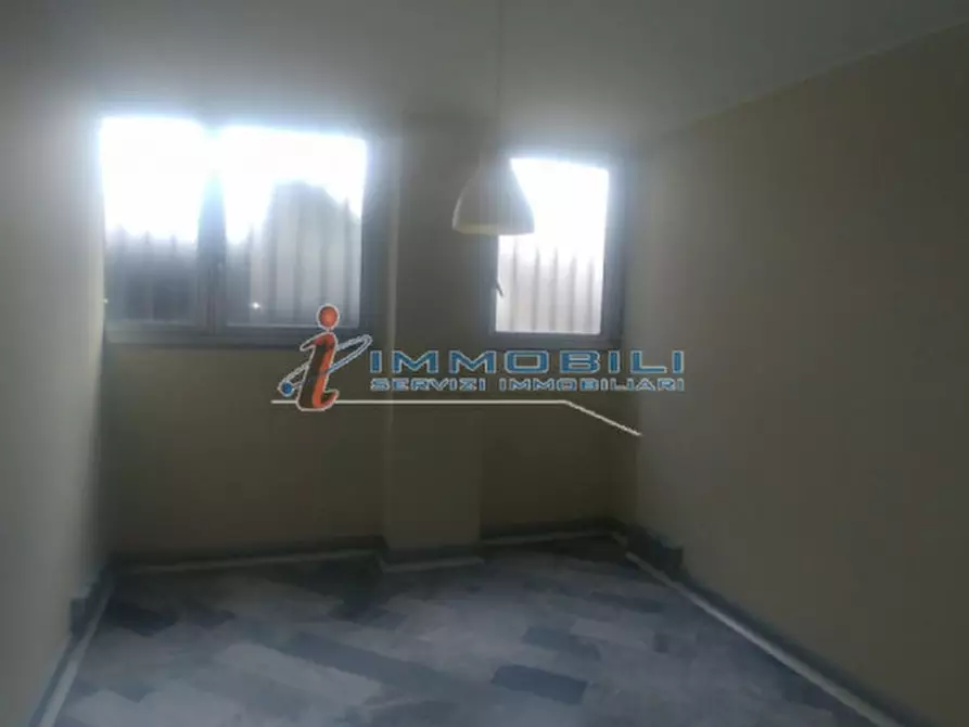 Immagine 14 di Ufficio in affitto  in PIAZZA CARBONARI a Milano