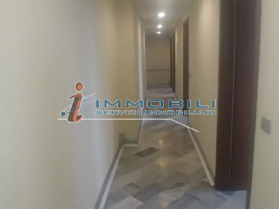 Immagine 16 di Ufficio in affitto  in PIAZZA CARBONARI a Milano