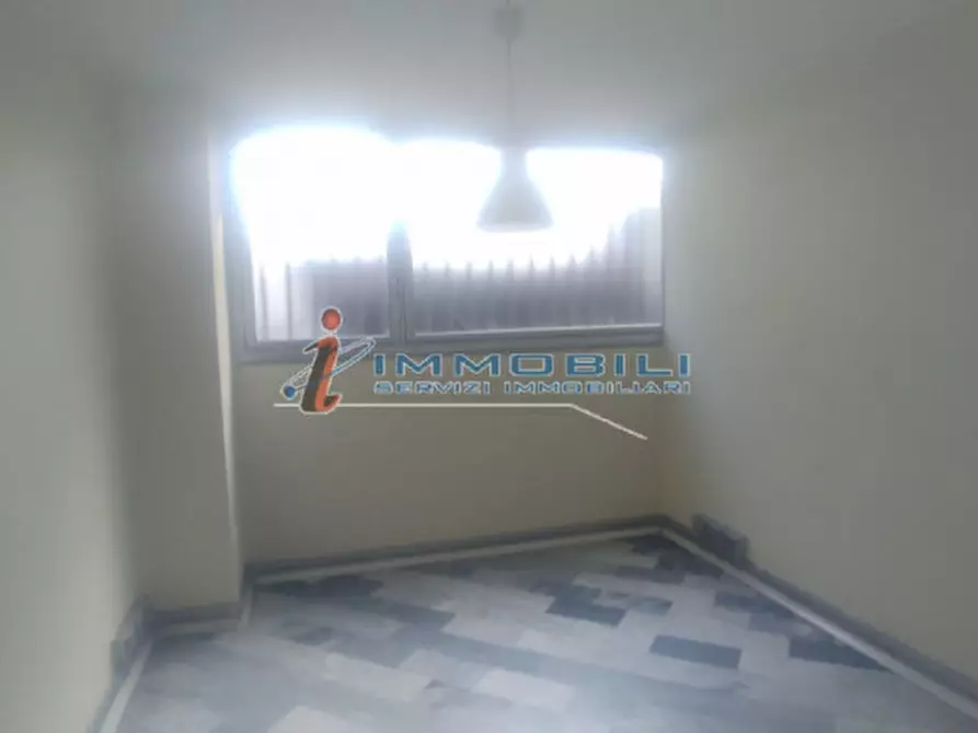 Immagine 17 di Ufficio in affitto  in PIAZZA CARBONARI a Milano